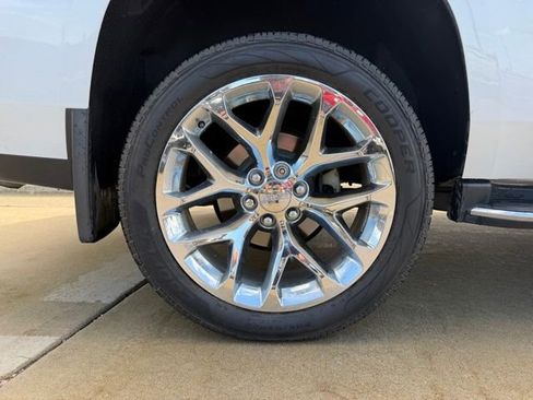 Used 2019 GMC Yukon Denali w/ Open Road Package AWD/4WD image 10
