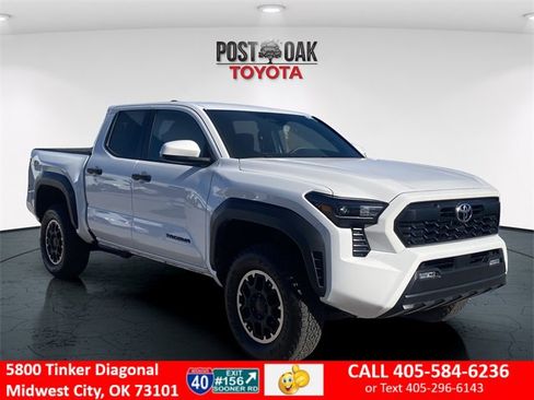 Used 2024 Toyota Tacoma TRD Off-Road image 1