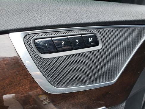 Used 2019 Volvo XC90 T5 Momentum w/ Advanced Package FWD image 27
