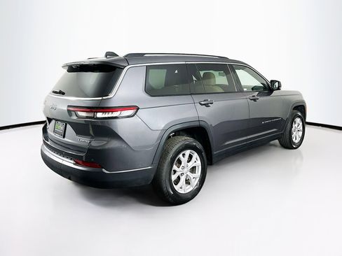 Used 2023 Jeep Grand Cherokee L Limited w/ Luxury Tech Group II image 9