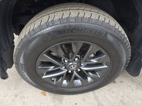 Used 2020 Lexus GX 460 Premium image 9