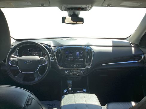 Used 2021 Chevrolet Traverse RS AWD/4WD image 11