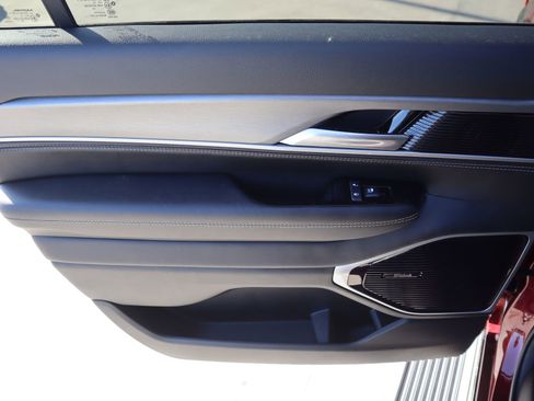 New 2026 Jeep Grand Wagoneer Limited AWD/4WD image 19