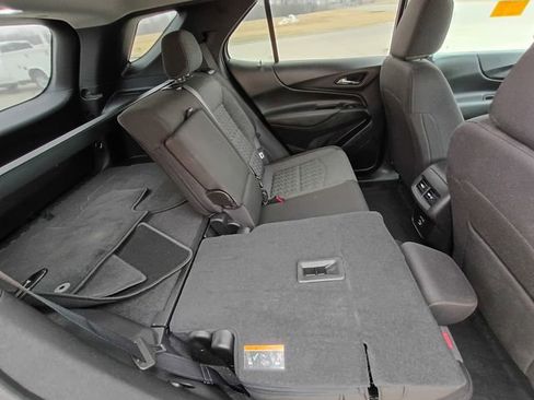 Used 2023 Chevrolet Equinox LT w/ Driver Convenience Package FWD image 16