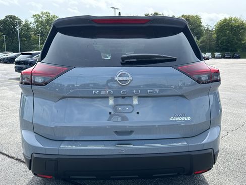 New 2026 Nissan Rogue SV w/ Cold Weather Package AWD/4WD image 7