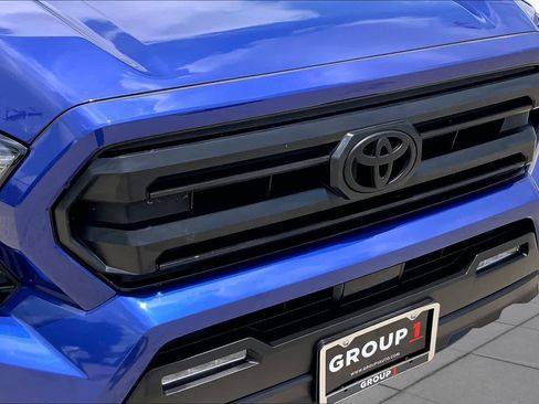 Used 2025 Toyota Tacoma SR5 RWD image 29