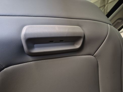 Used 2025 Ford Expedition Max Active AWD/4WD image 16