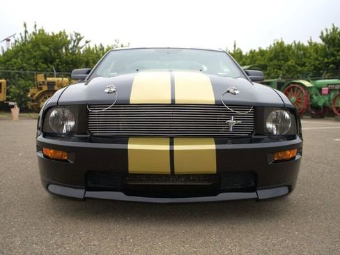 Used 2006 Ford Mustang GT Premium image 8