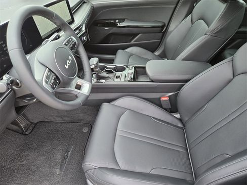 New 2026 Kia K5 EX image 9