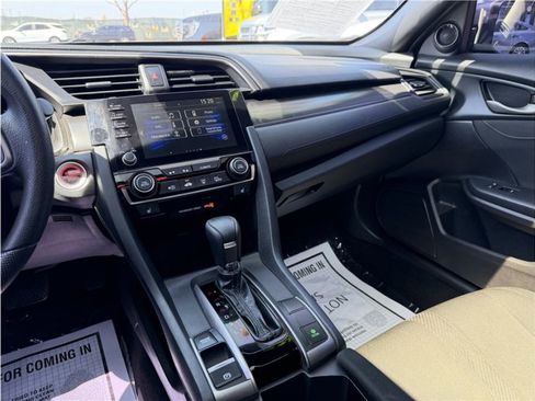 Used 2019 Honda Civic EX image 40