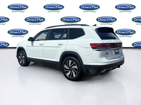 Used 2025 Volkswagen Atlas SE image 5