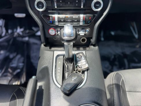 Used 2018 Ford Mustang GT Premium w/ GT Performance Package RWD image 20