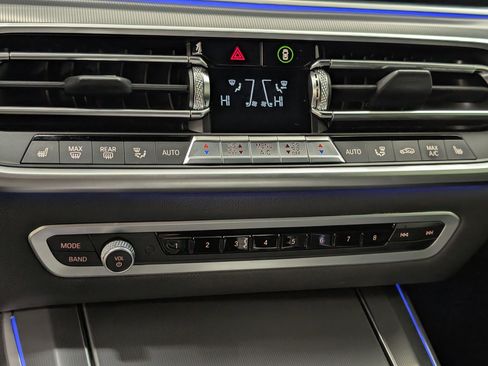 Certified 2022 BMW X5 xDrive40i w/ M Sport Package image 27