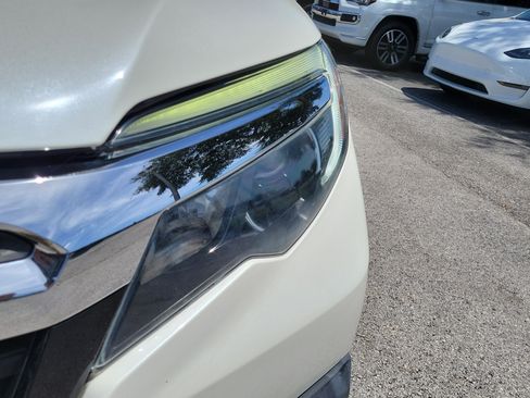 Used 2019 Honda Ridgeline RTL-E image 3
