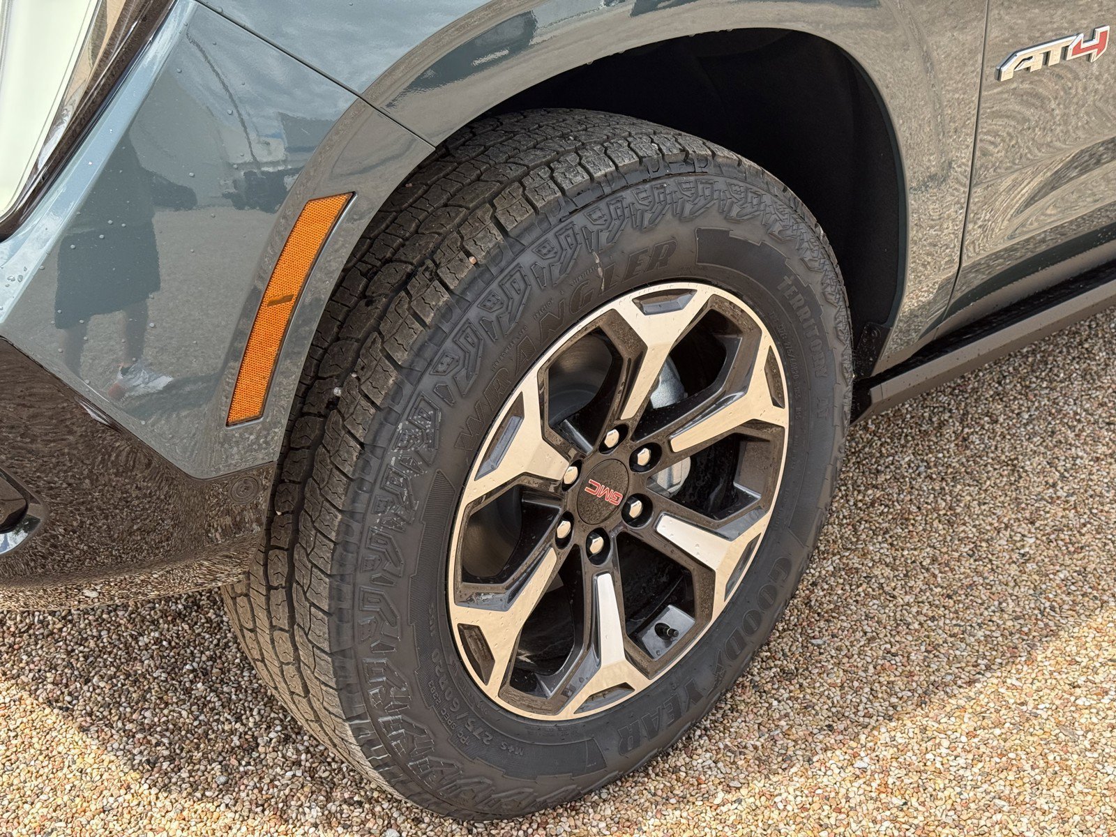Used 2026 GMC Yukon AT4 Ultimate w/ LPO, Floor Liner Package AWD/4WD image 9