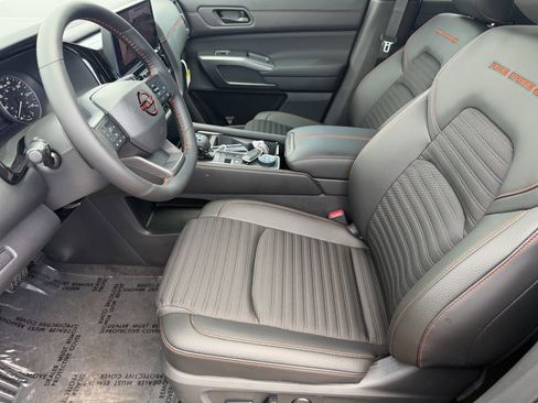 New 2026 Nissan Pathfinder Rock Creek image 15