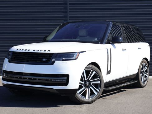 Used 2023 Land Rover Range Rover SE AWD/4WD image 1