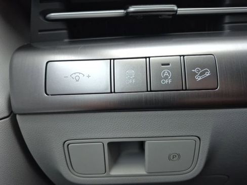 New 2026 Hyundai Kona SE image 35