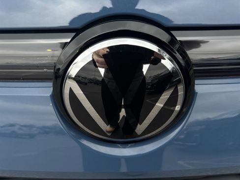 New 2026 Volkswagen Tiguan SE image 31