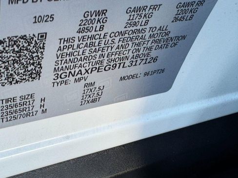 Used 2026 Chevrolet Equinox LT image 25