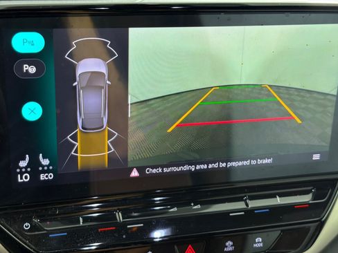 Used 2023 Volkswagen ID.4 Pro RWD image 18