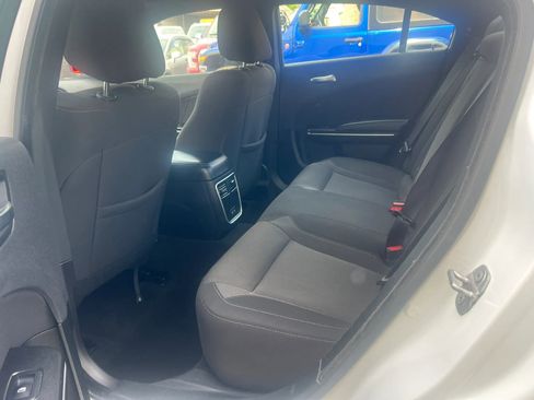 Used 2022 Dodge Charger SXT RWD image 26