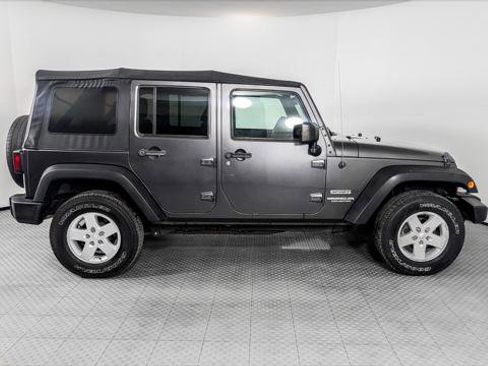 Used 2017 Jeep Wrangler Unlimited Sport w/ Quick Order Package 23S image 9