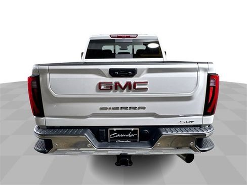Used 2025 GMC Sierra 2500 SLT w/ SLT Premium Package image 7