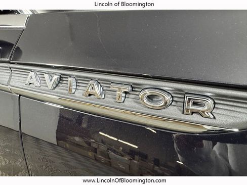 New 2026 Lincoln Aviator AWD image 12
