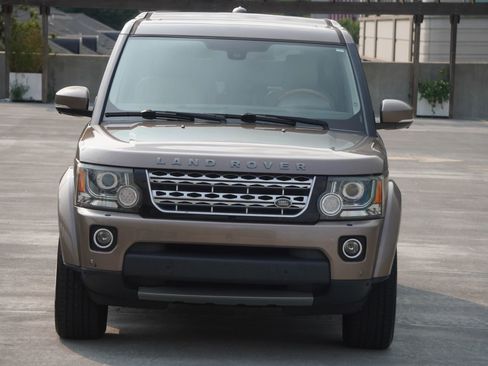 Used 2015 Land Rover LR4 HSE LUX image 36