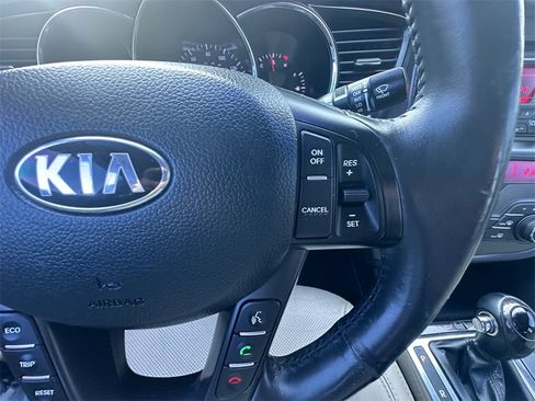 Used 2013 Kia Optima EX image 25