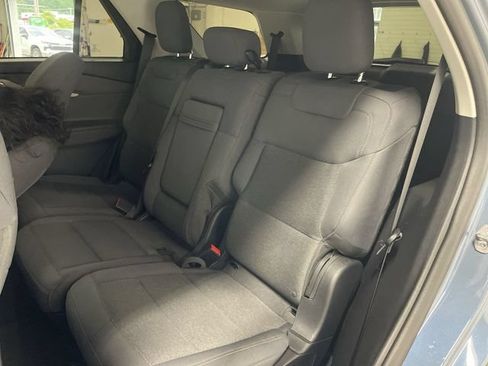 Used 2025 Ford Explorer Active AWD/4WD image 23