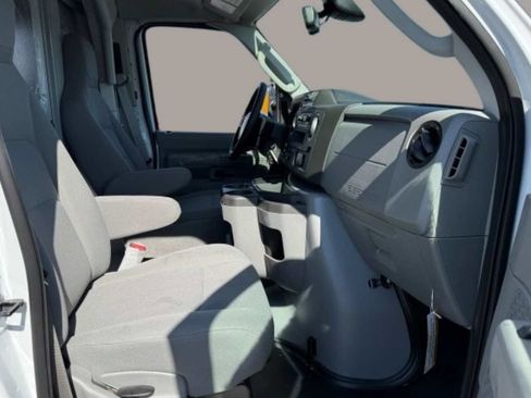 New 2026 Ford E-350 and Econoline 350 Super Duty w/ Power Equipment Group image 18