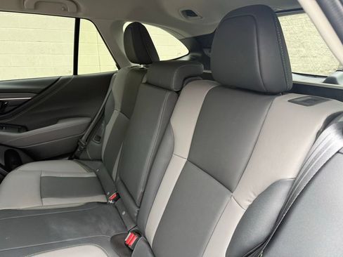 Certified 2025 Subaru Outback Onyx Edition AWD/4WD image 24