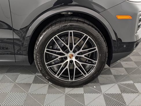 New 2026 Porsche Cayenne AWD/4WD image 14