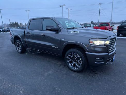 New 2026 RAM 1500 Laramie AWD/4WD image 7