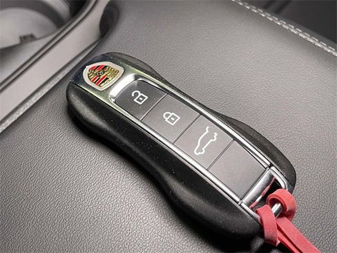 New 2026 Porsche Cayenne S image 44