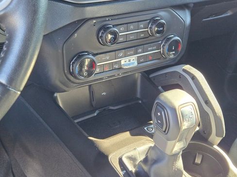 Used 2022 Ford Bronco Outer Banks image 25