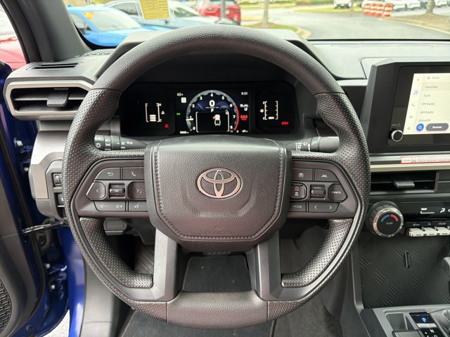 Used 2025 Toyota Tacoma SR5 AWD/4WD image 23