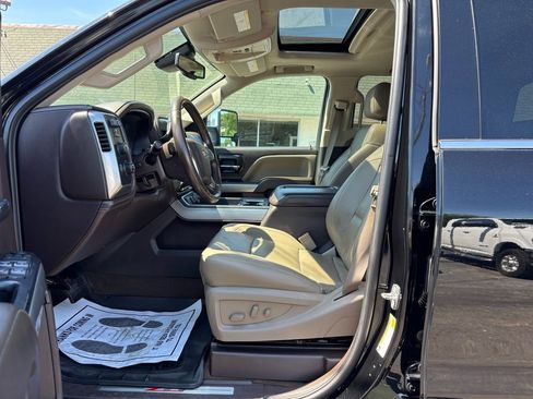 Used 2015 Chevrolet Silverado 2500 LTZ w/ Duramax Plus Package AWD/4WD image 18