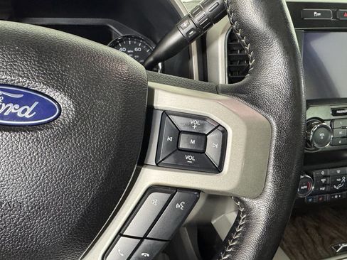 Used 2019 Ford F250 Lariat w/ Lariat Ultimate Package image 19