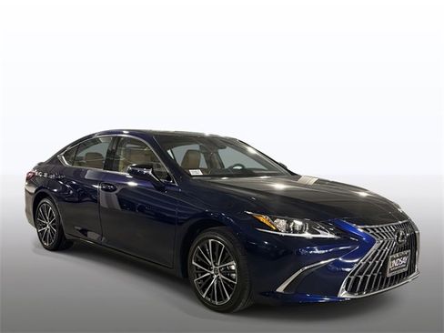 New 2025 Lexus ES 350 w/ Premium Package image 8
