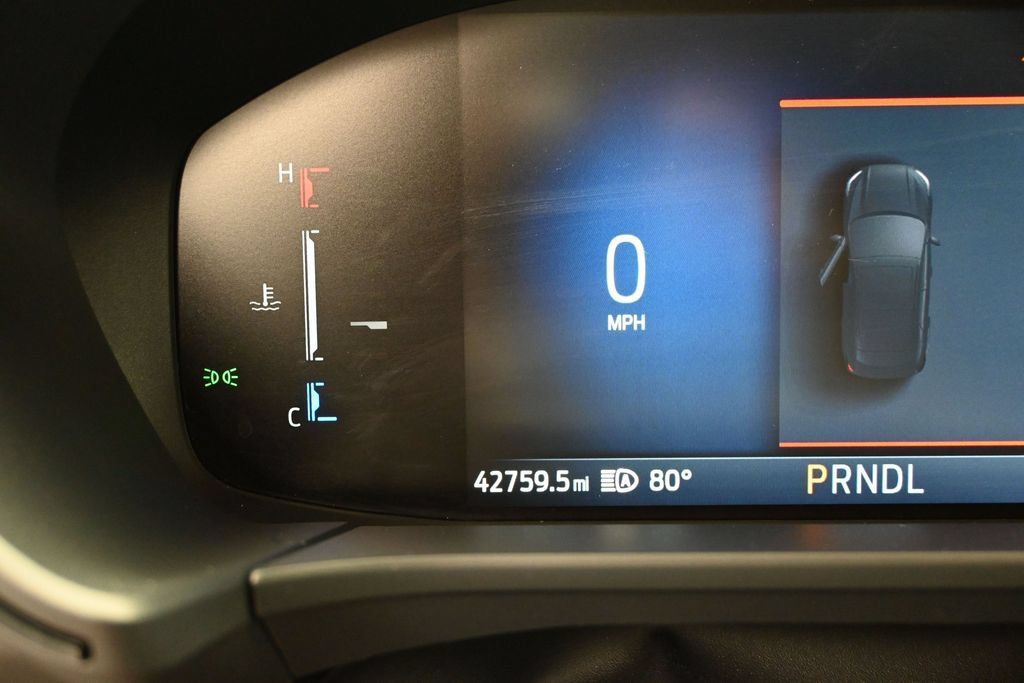 Used 2025 Ford Escape ST-Line Select AWD/4WD image 9