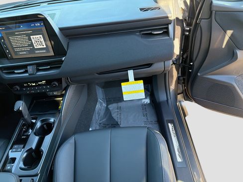 Certified 2026 Subaru Outback Premium AWD/4WD image 11