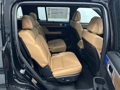 New 2026 Hyundai Santa Fe Limited image 17