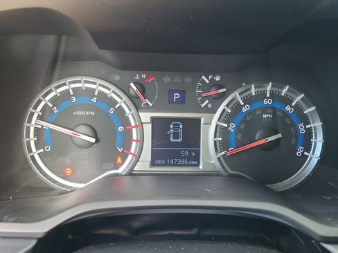 Used 2016 Toyota 4Runner SR5 image 12