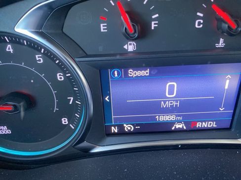 Used 2023 Chevrolet Equinox LT image 21