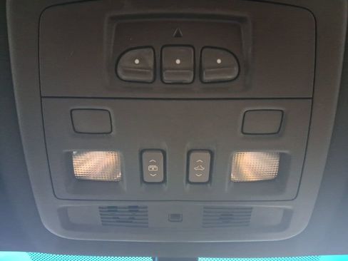 Used 2011 Cadillac CTS Premium image 19