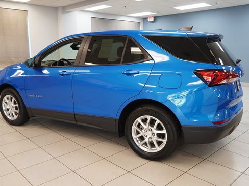 Used 2024 Chevrolet Equinox LS w/ LS Convenience Package FWD image 7