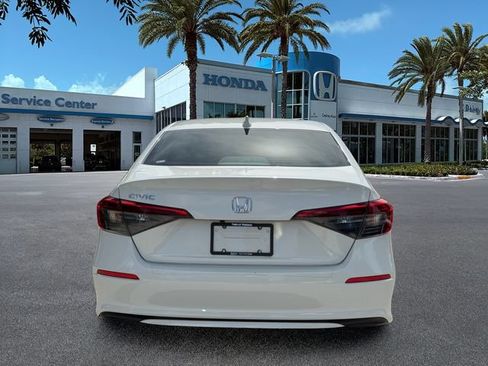 Used 2024 Honda Civic EX image 7